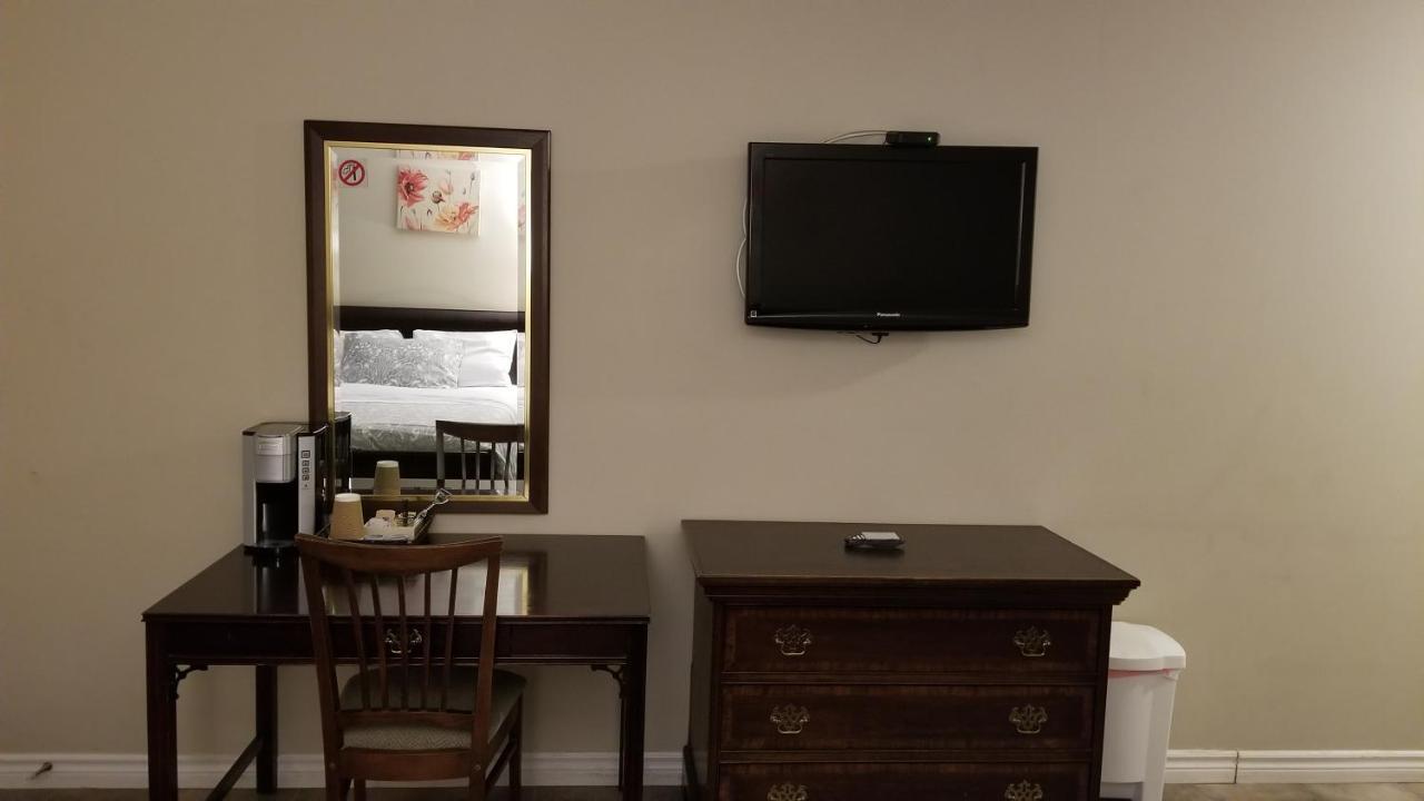罗斯汽车旅馆 罗斯西 外观 照片